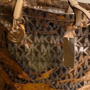 Micheal Kors jet set rose gold tote net